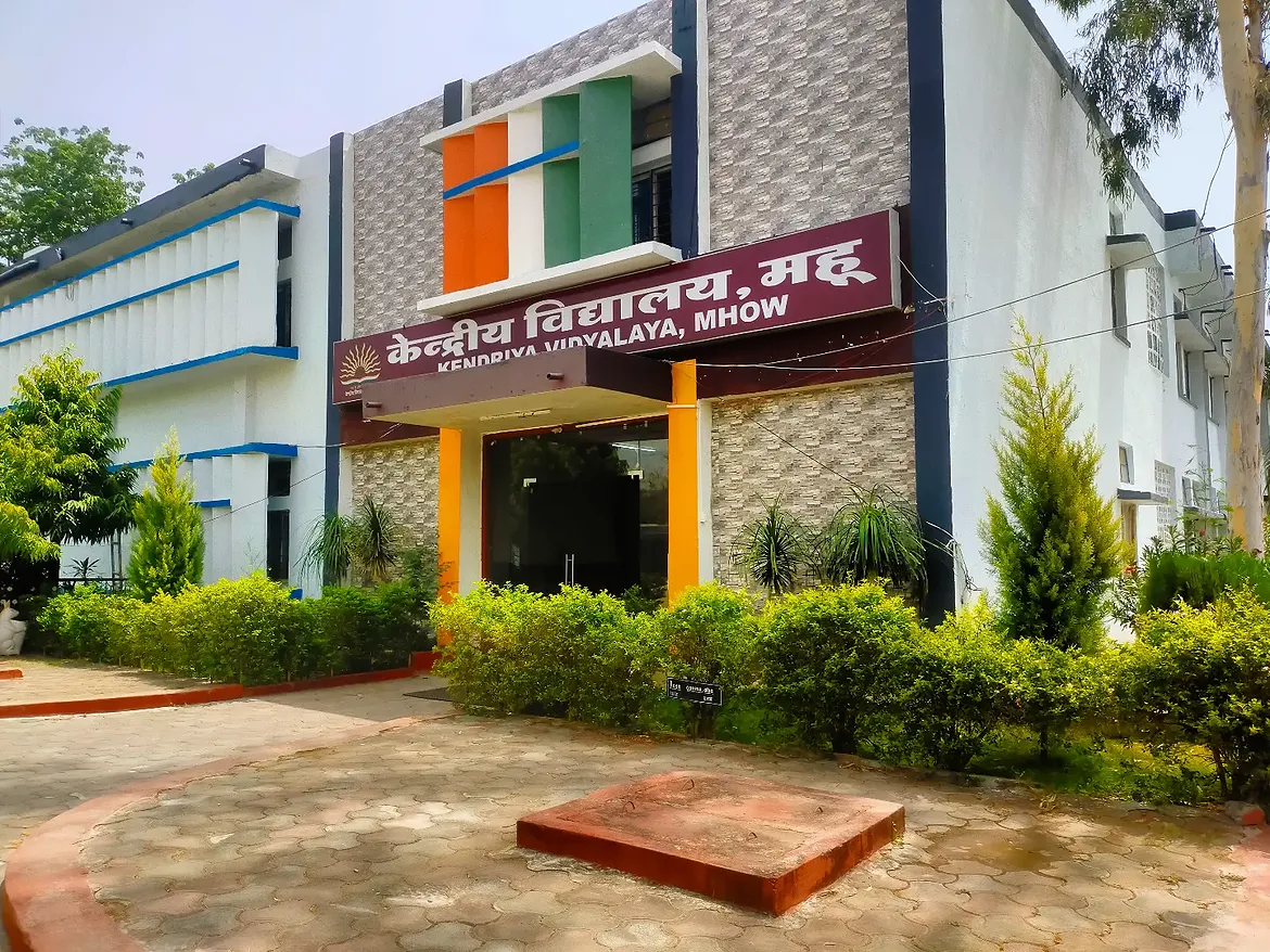 Kendriya Vidyalaya Mhow school building